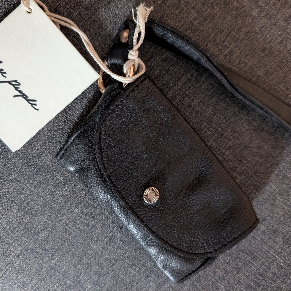 Free People Black Leather Mini Wristlet Wallet - Picture 2 of 2